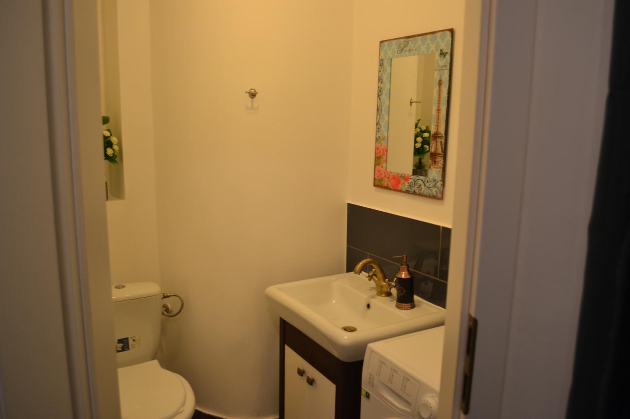 Victoria Plaza Two Bdr Apt Apartment Bucureşti Ngoại thất bức ảnh